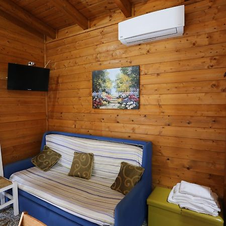 Chalet Impero Villa Scauri  Ngoại thất bức ảnh