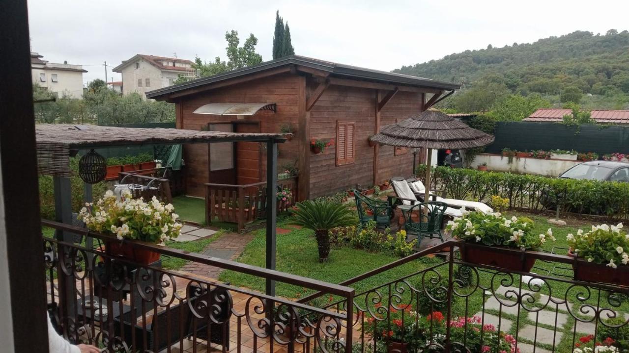 Chalet Impero Villa Scauri  Ngoại thất bức ảnh